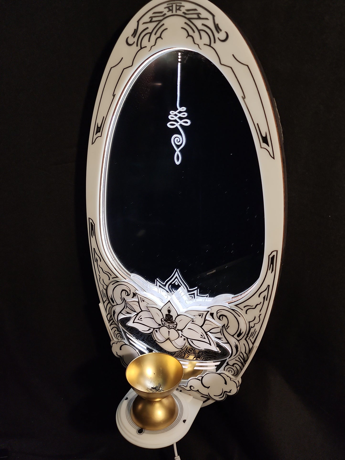 InkCarved Meditation Mirror - White and Black